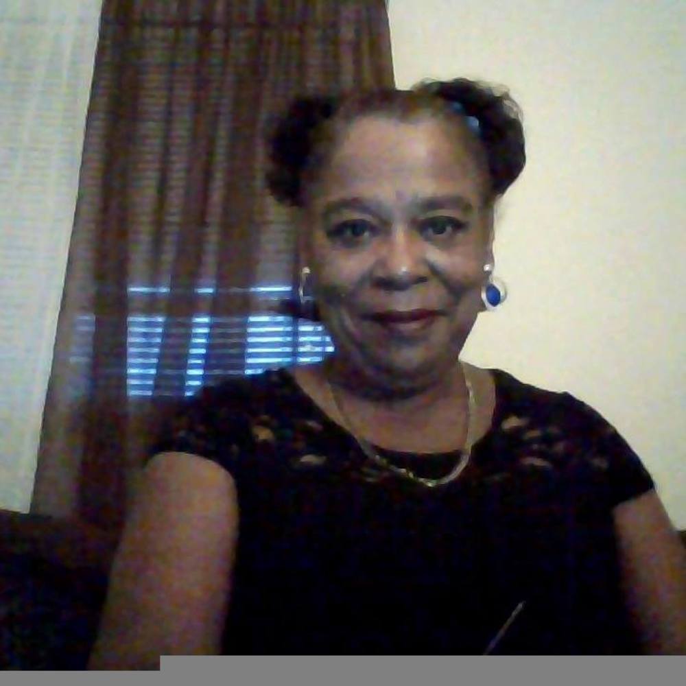 Meet your Posher, Renee